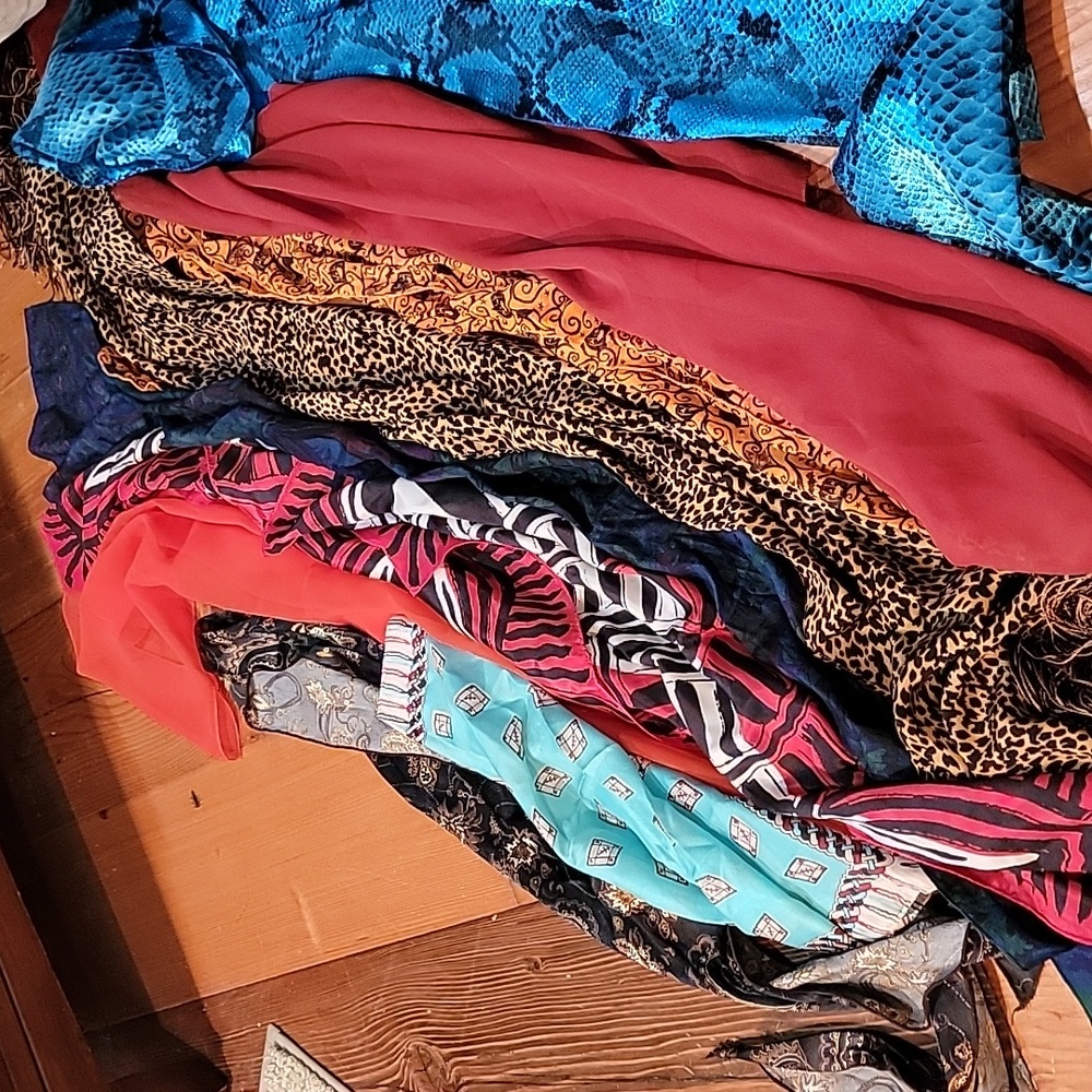 NINE vintage scarves